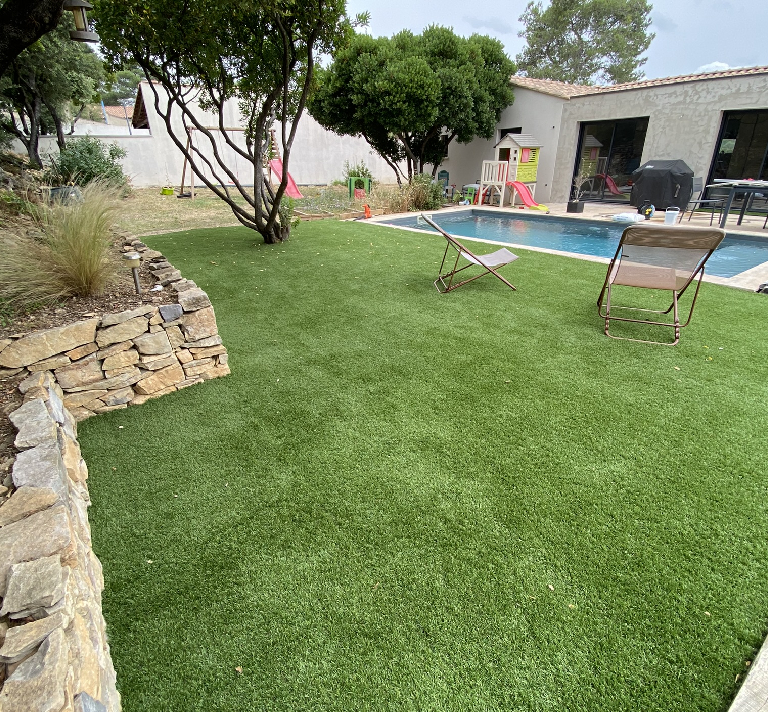 Rev&ecirc;tement acoustique et pose parquet &agrave;  N&icirc;mes